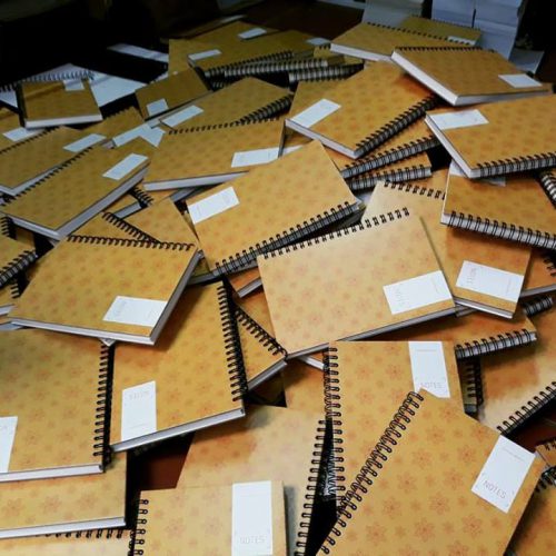 san xuat so tay doanh nghiep bia giay my thuat 3mm