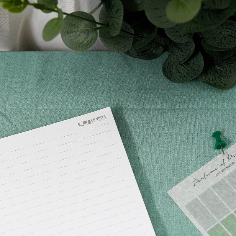 In tên in logo công ty lên sổ tay